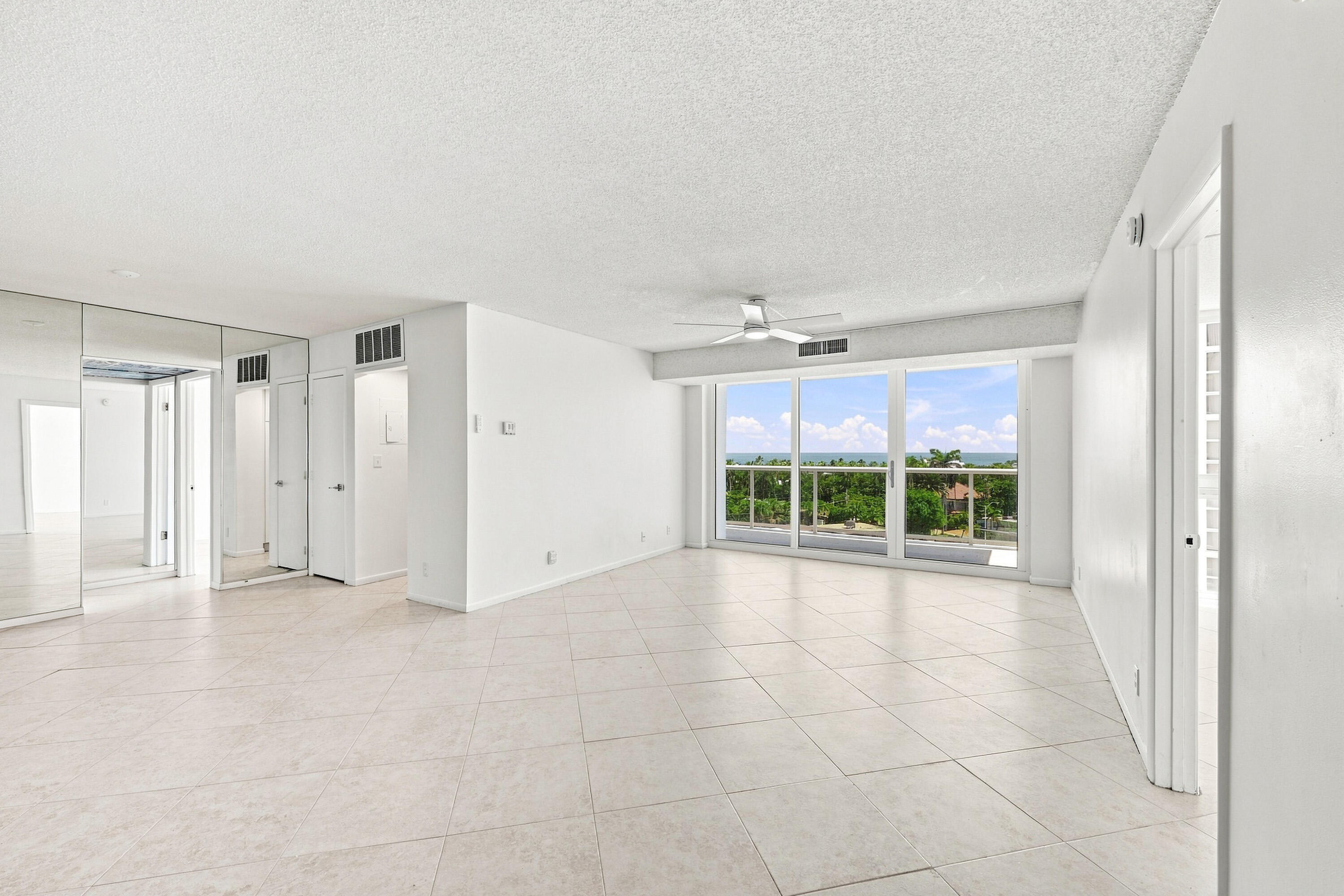 2715 N Ocean Boulevard # 7D — Photo 5