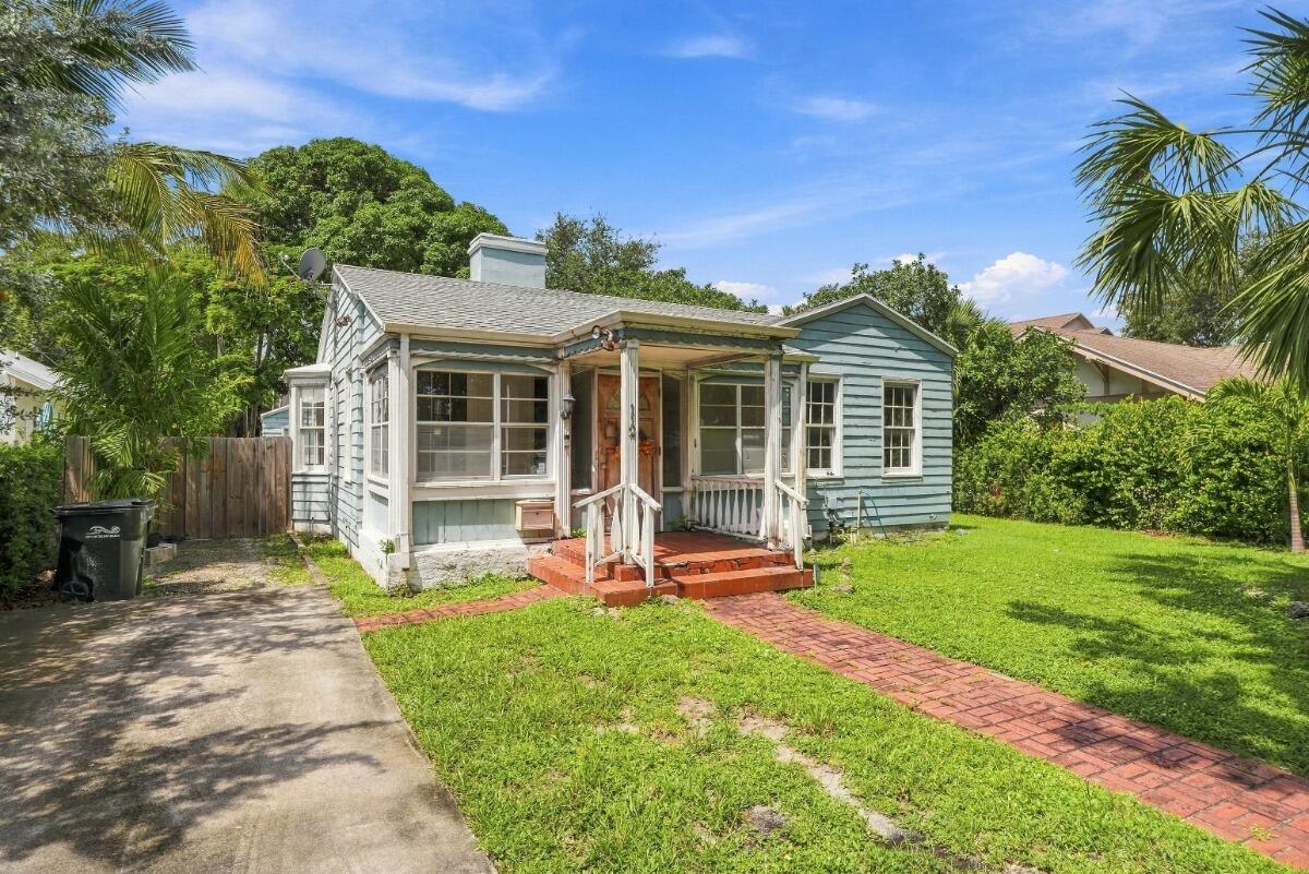 112 N Swinton Avenue — Photo 3