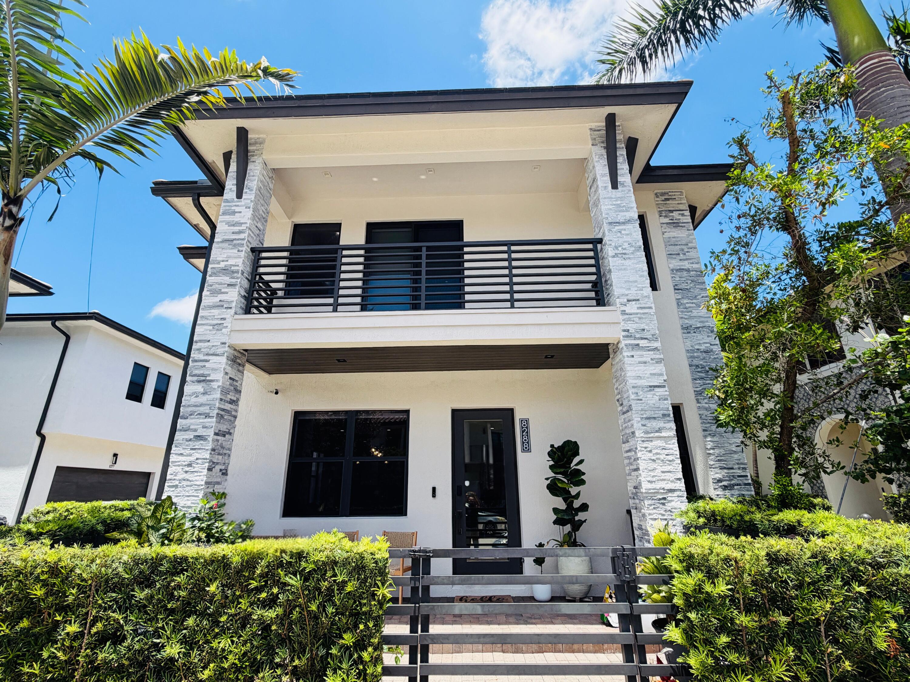 8288 NW 44th Terrace View 10