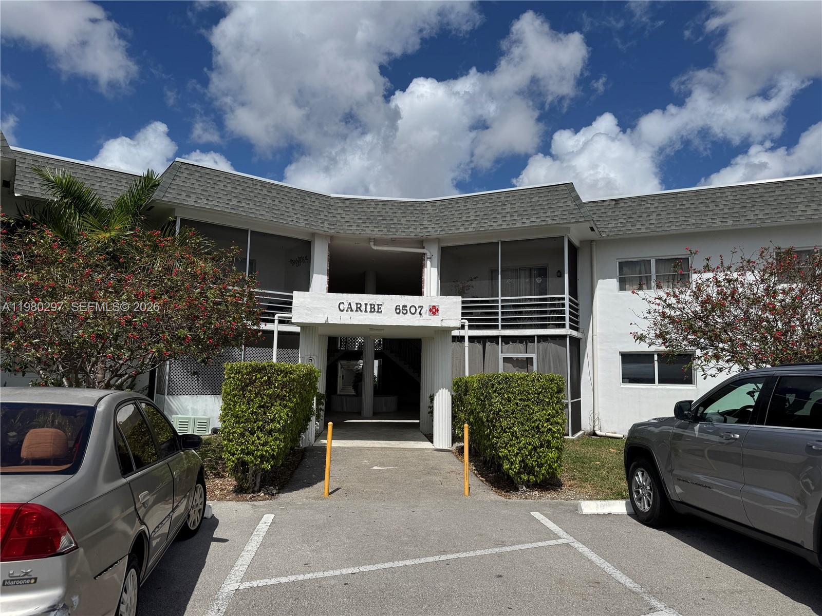6507 Winfield Blvd, Margate FL 33063