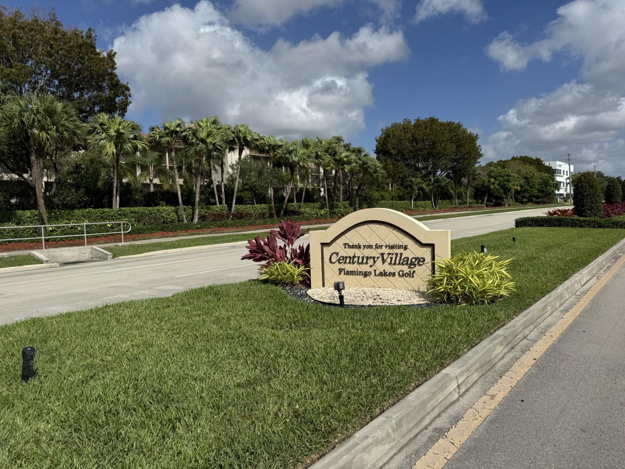 850 SW 133rd Terrace # 315b, Pembroke Pines FL 33027