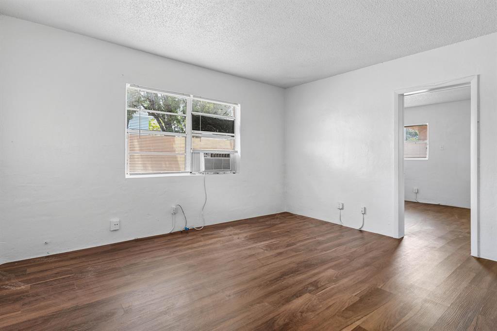 279 SW 1ST Street # 3 — Photo 3