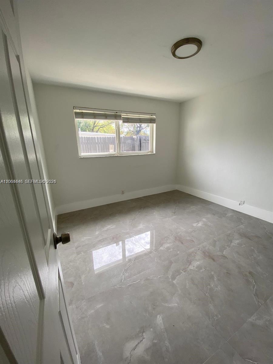 112 Ronald Rd — Photo 5