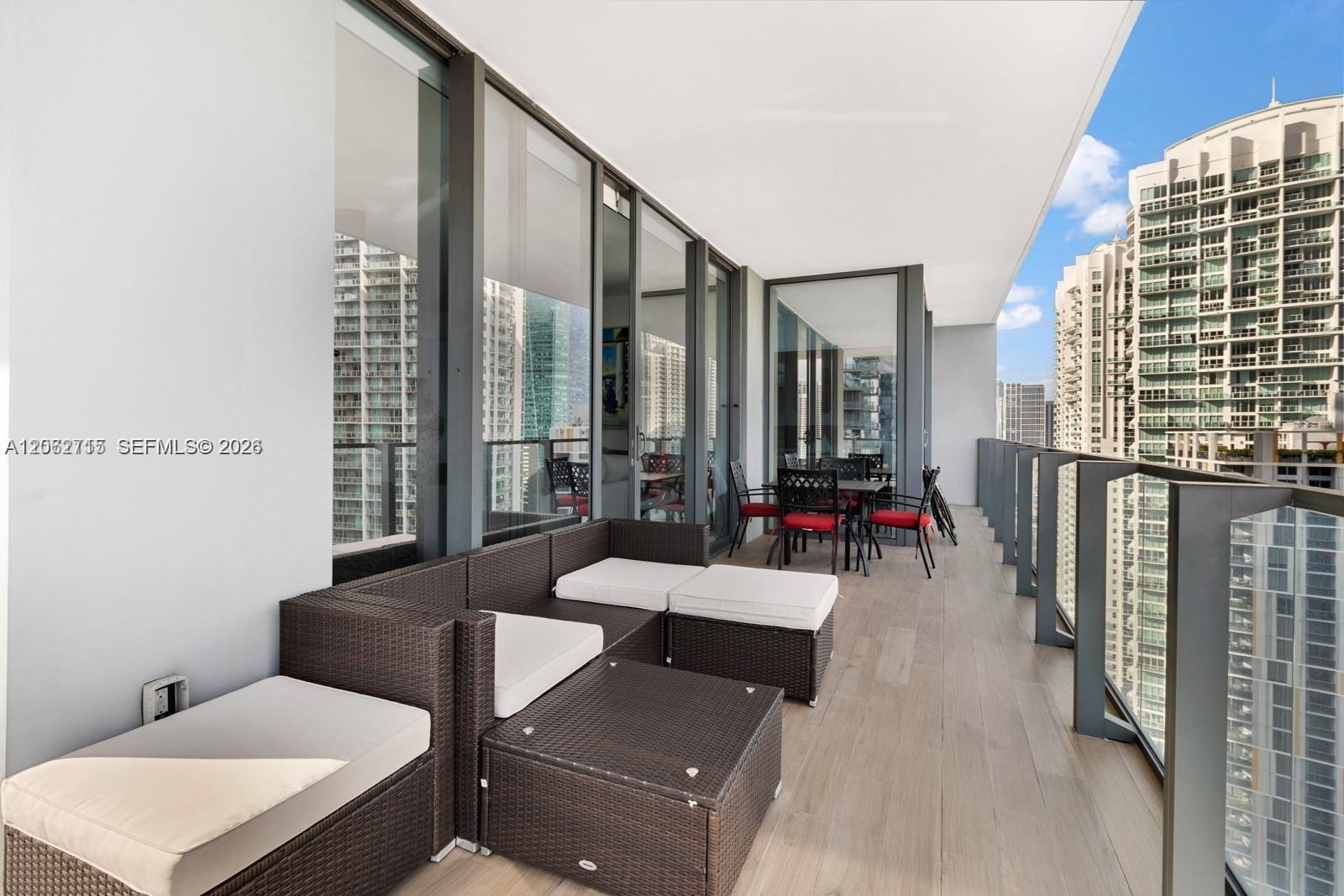 68 SE 6th St # 2101 View 10