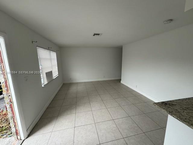 7941 SW 10th St # A — Photo 4
