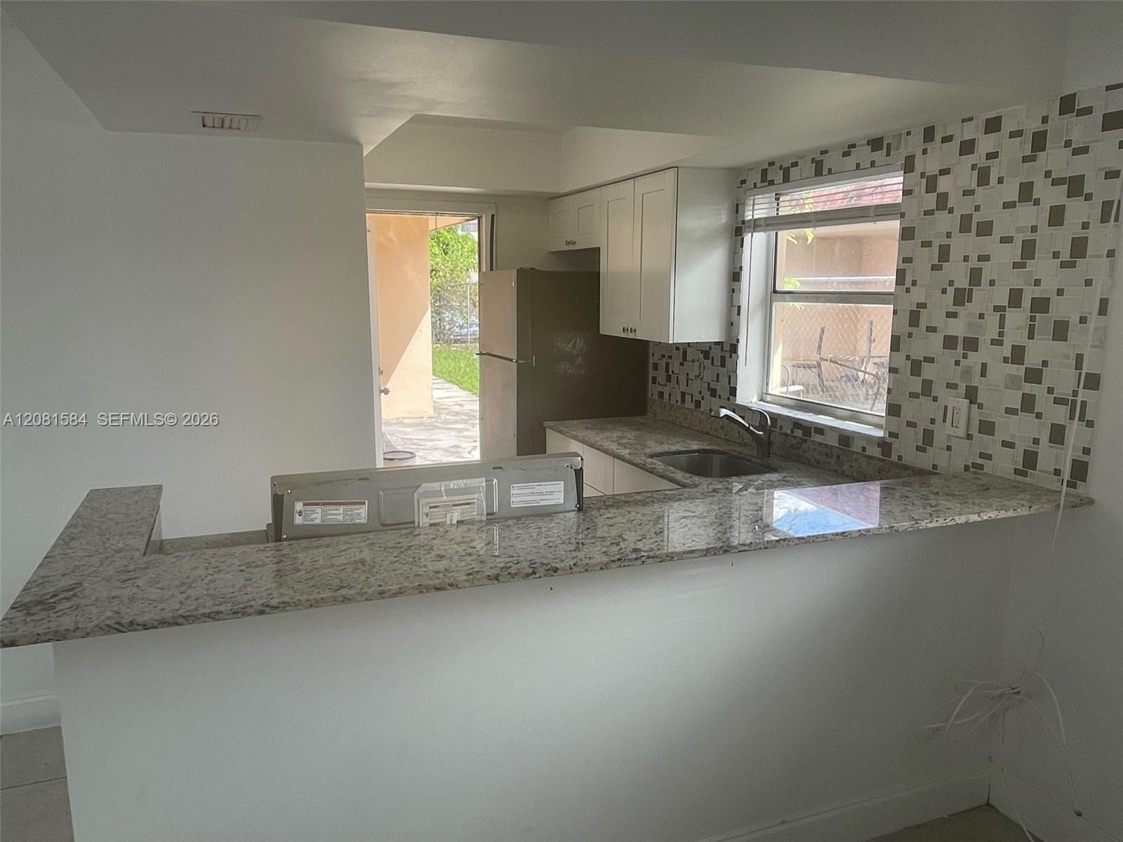 7941 SW 10th St # A — Photo 5