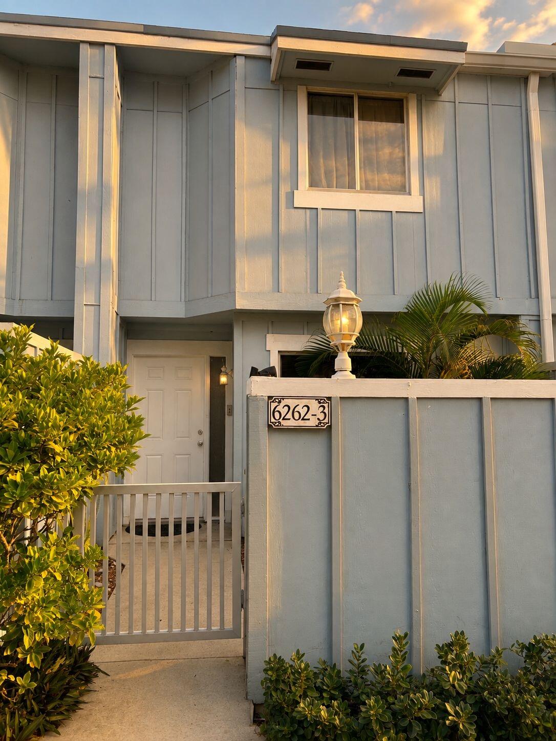 6262 RIVERWALK Lane # 3, Jupiter FL 33458