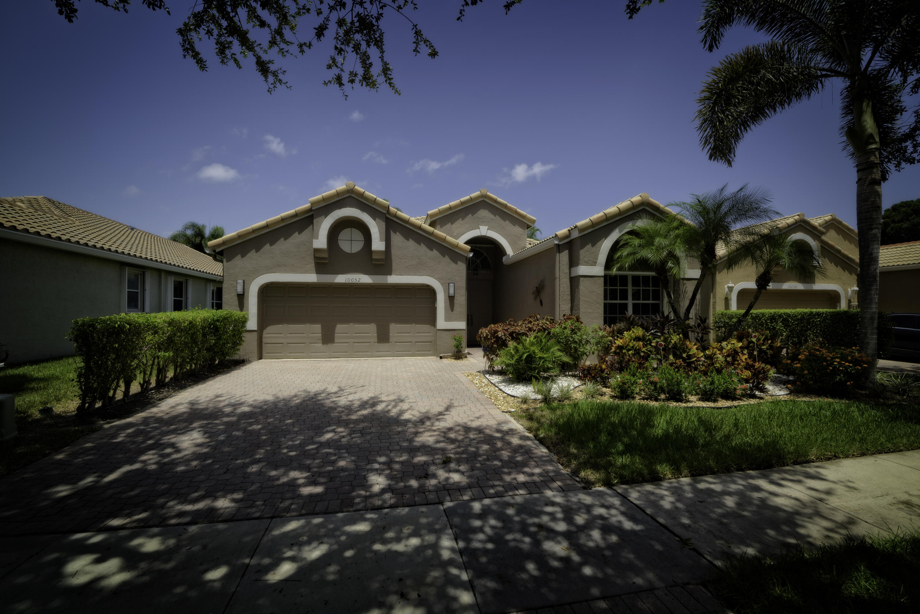 10052 Diamond Lake Drive — Photo 3