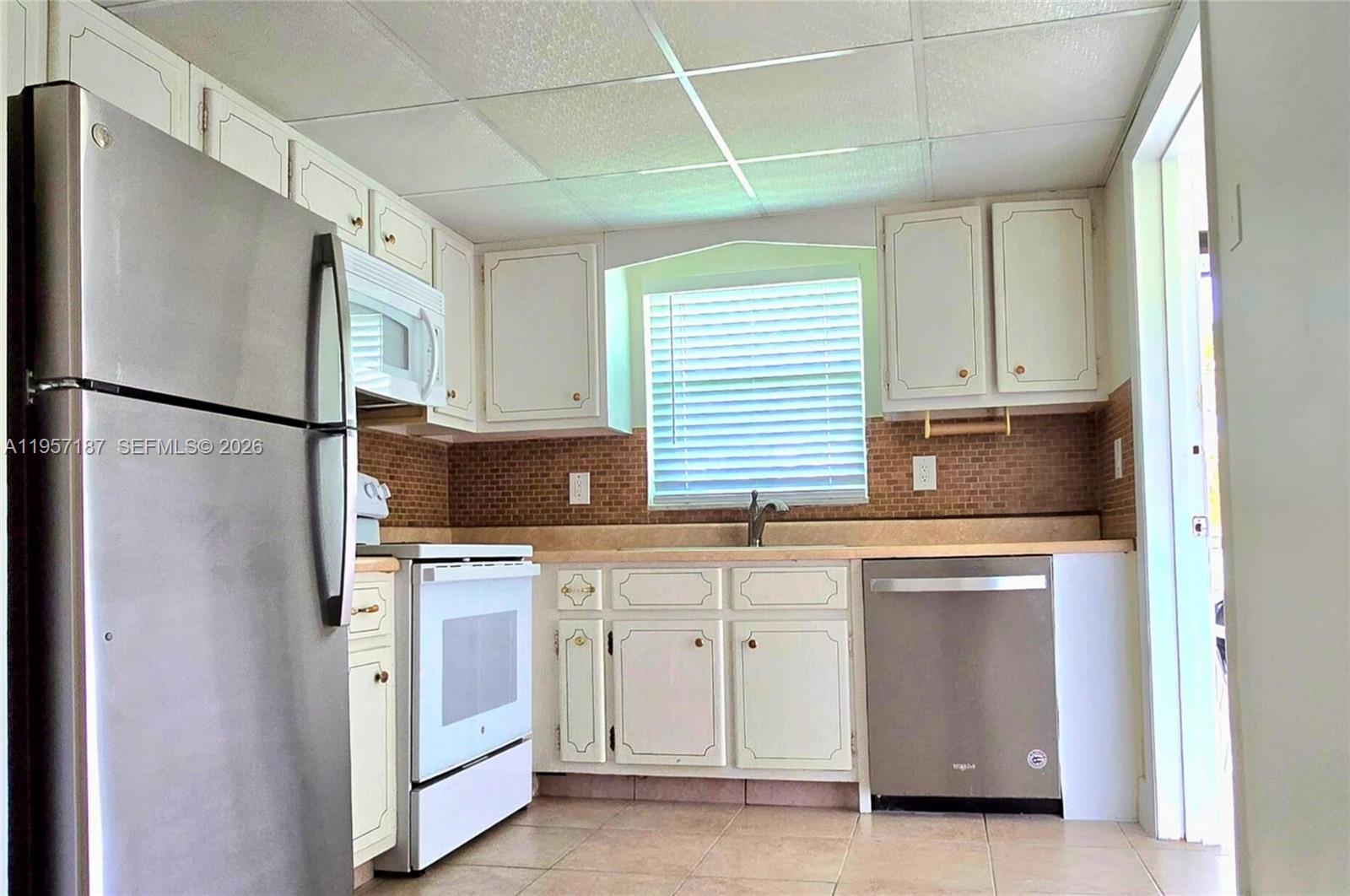 5300 Washington St # I205 — Photo 4