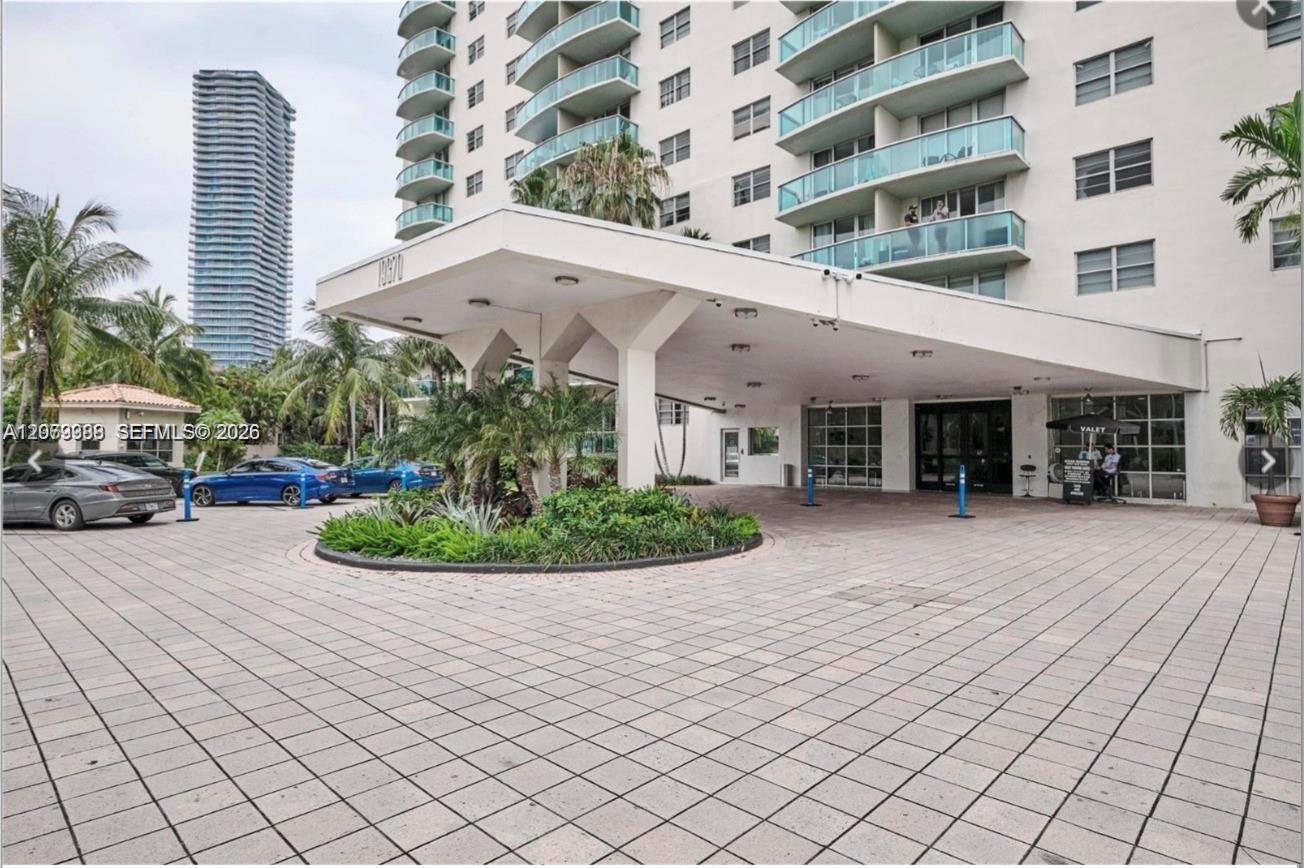 19370 Collins Ave # 1414 — Photo 4