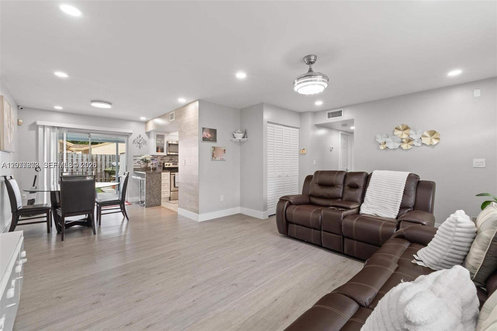 1366 Osprey Ct # 1366 — Photo 4