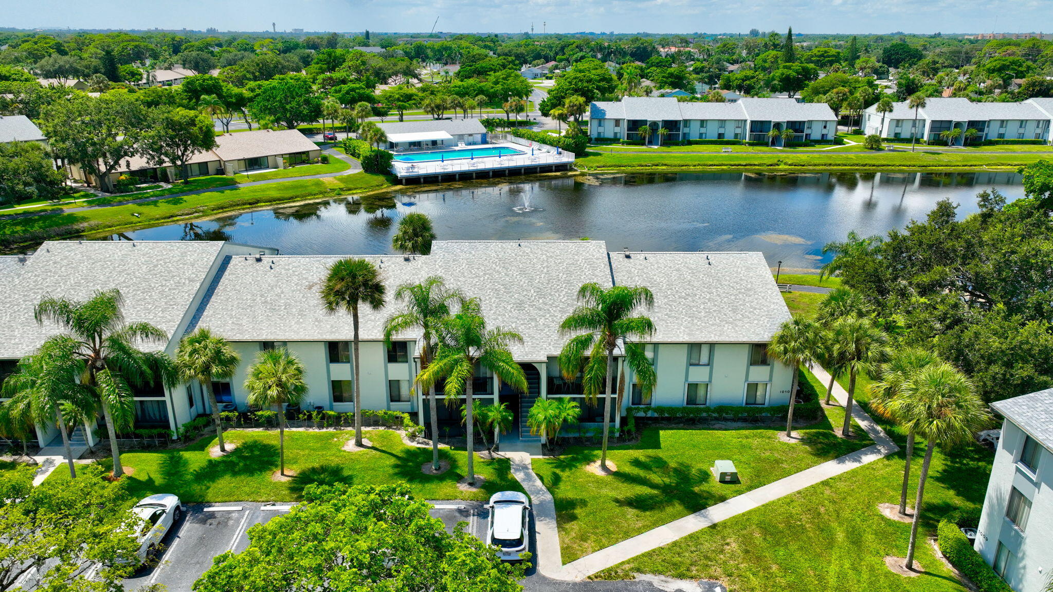 1010 Green Pine Boulevard # F2, West Palm Beach FL 33409