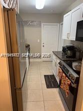 4620 SW 31st Dr — Photo 4