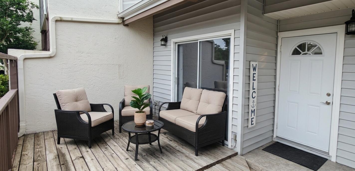 4874 N Hemingway Circle — Photo 2