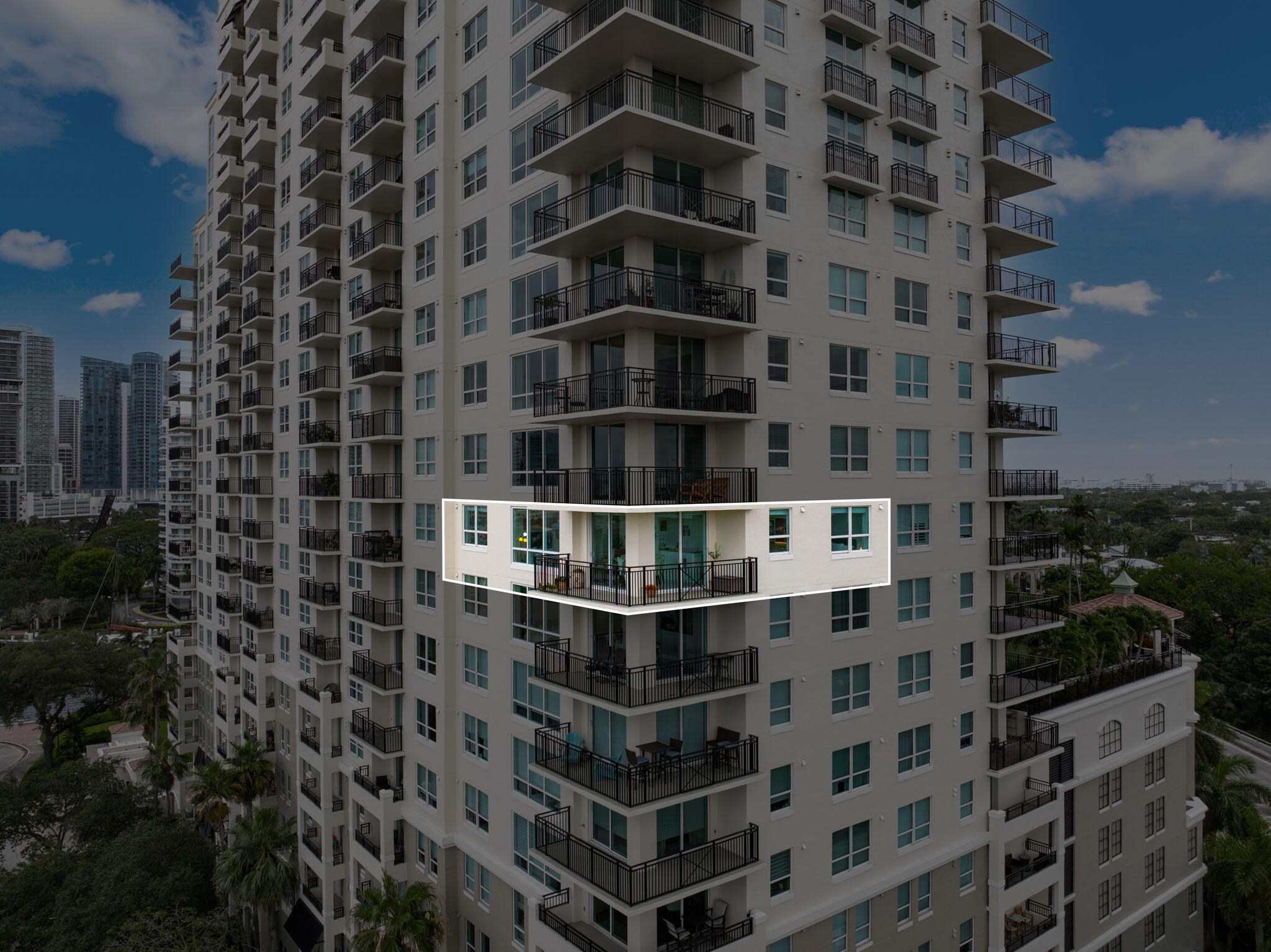 610 W Las Olas Boulevard # 1013n — Photo 2