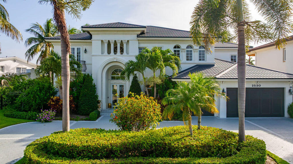 2530 NE 31ST Court, Lighthouse Point FL 33064
