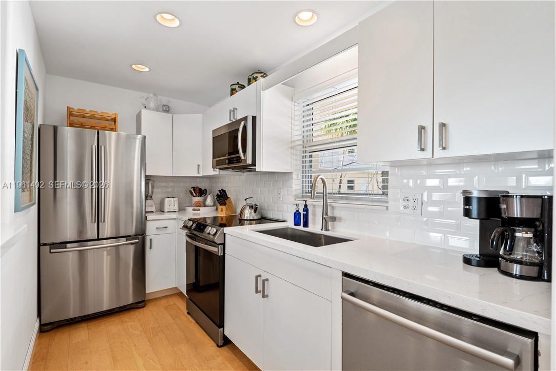341 N Birch Rd # 209 — Photo 5
