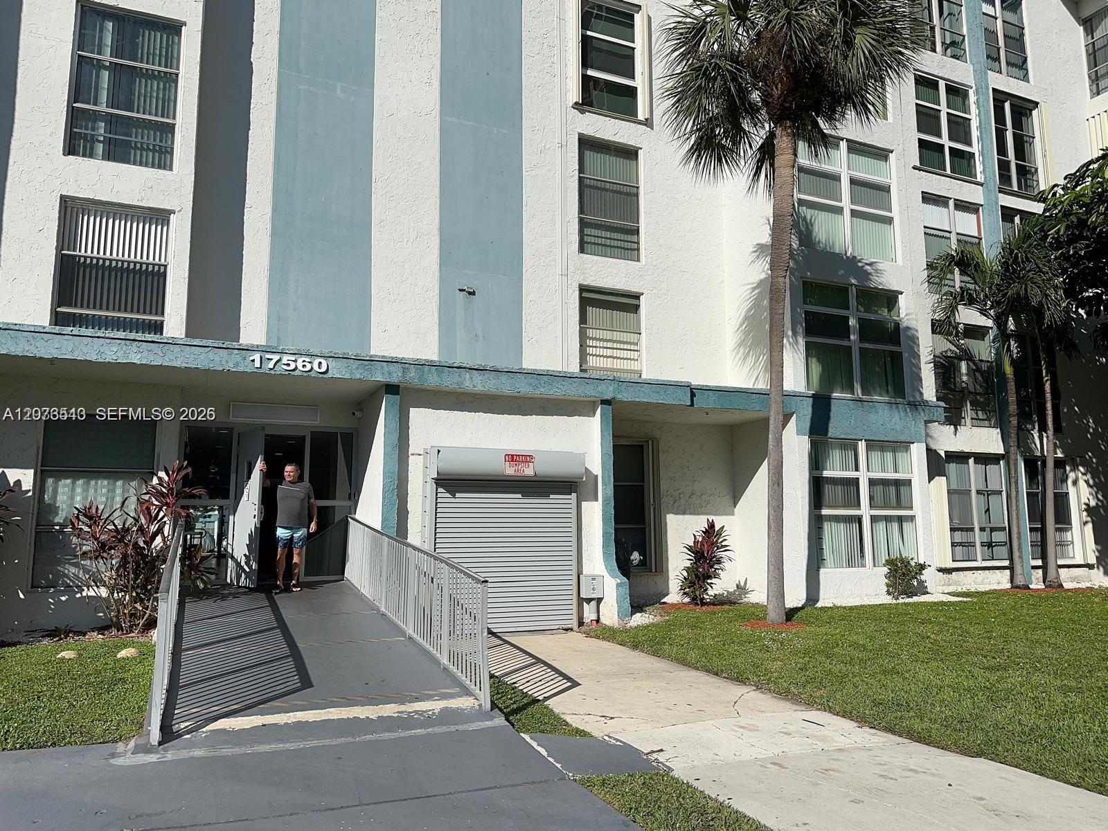 17560 Atlantic Blvd # 405, Sunny Isles Beach FL 33160