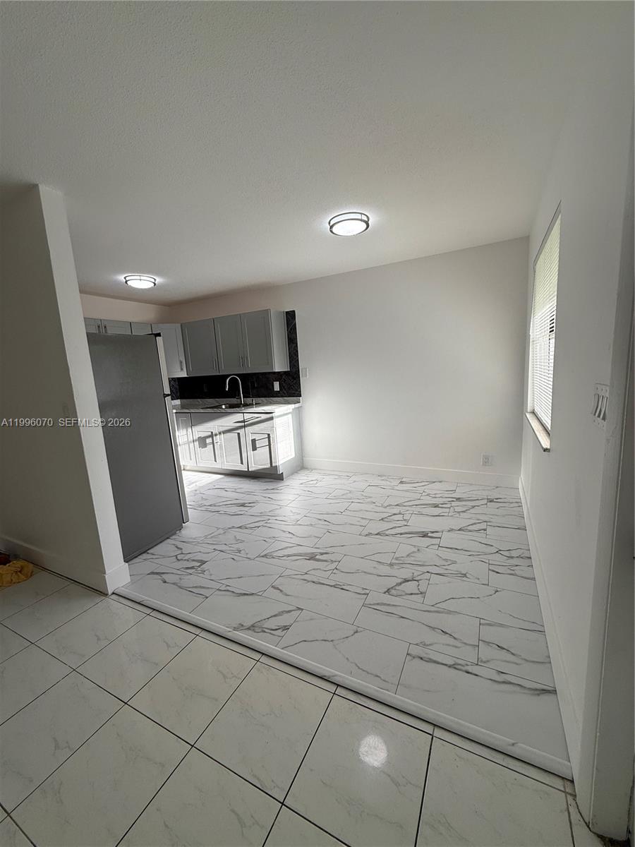 6071 SW 33rd St # 4 — Photo 5