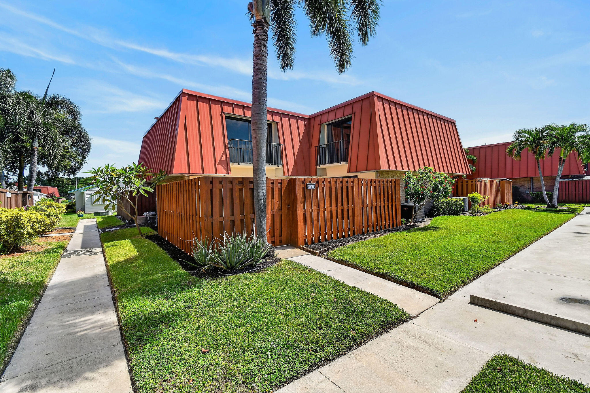 3157 Meridian Way S # A — Photo 4
