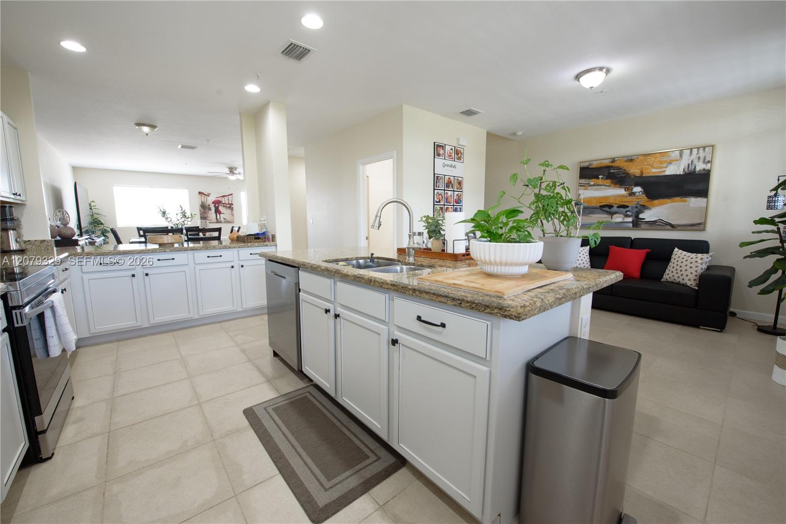 27533 SW 139th Psge — Photo 5