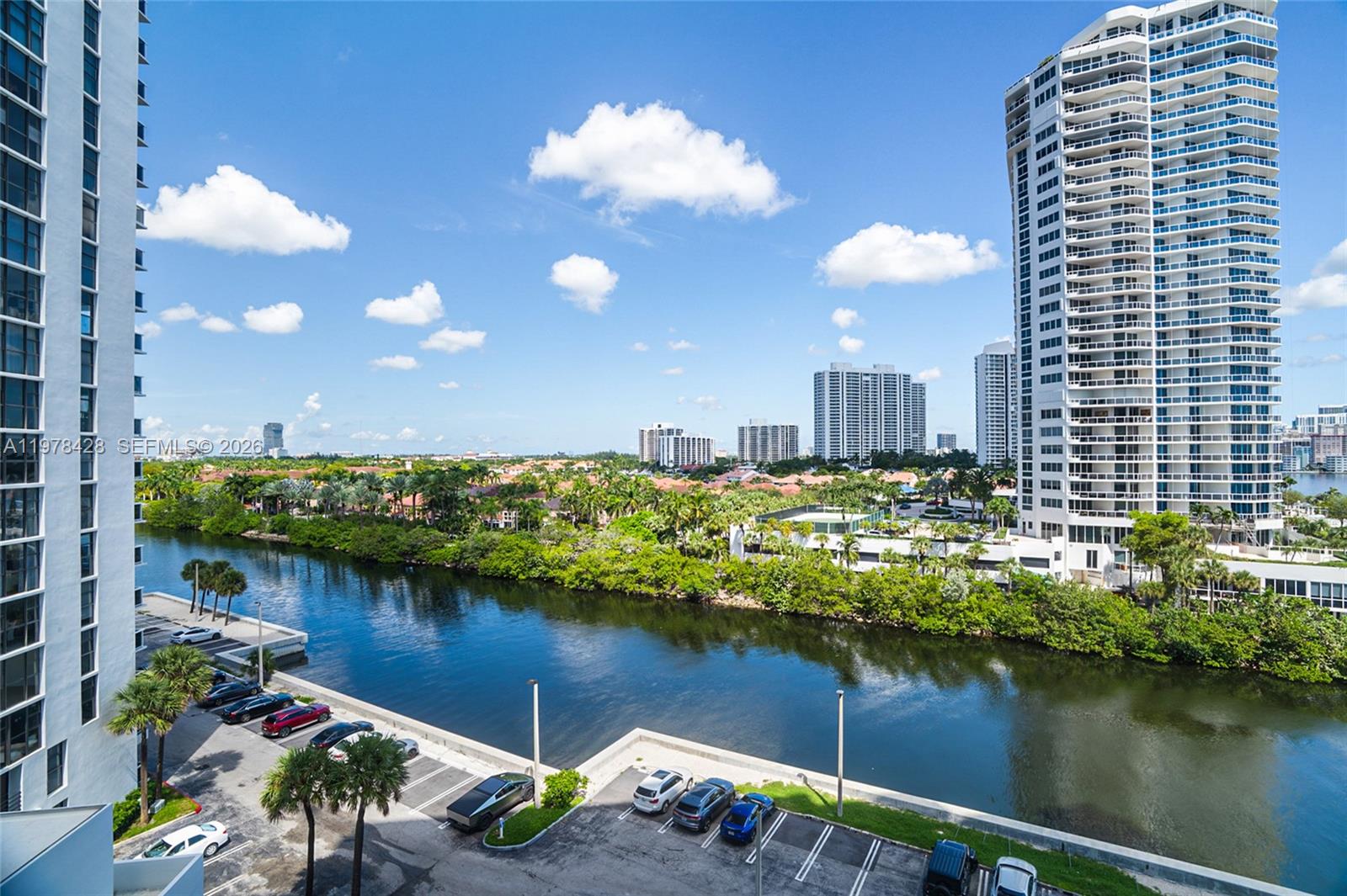 20515 E Country Club Dr # 849, Aventura FL 33180