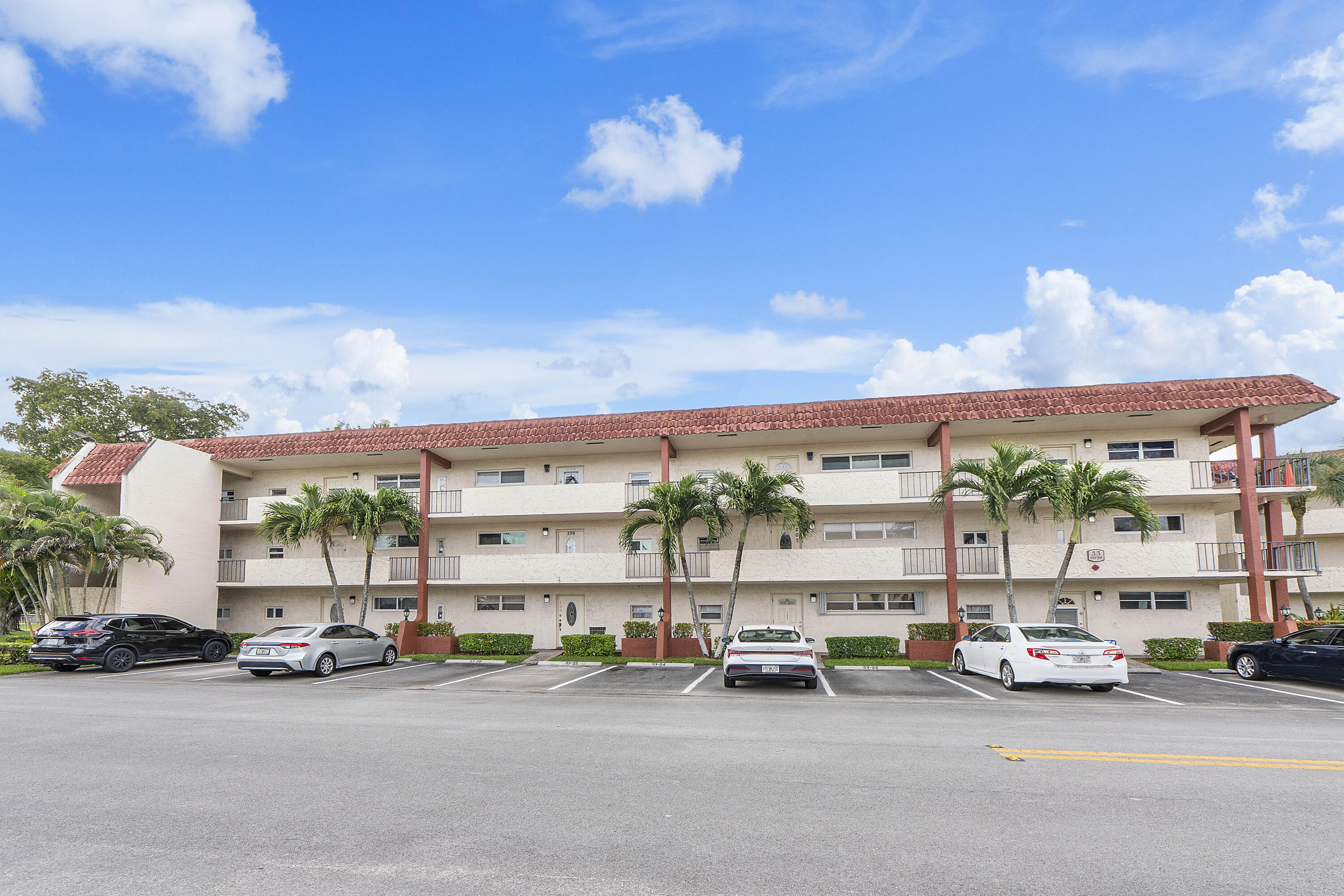 8990 S Hollybrook Boulevard # 209, Pembroke Pines FL 33025