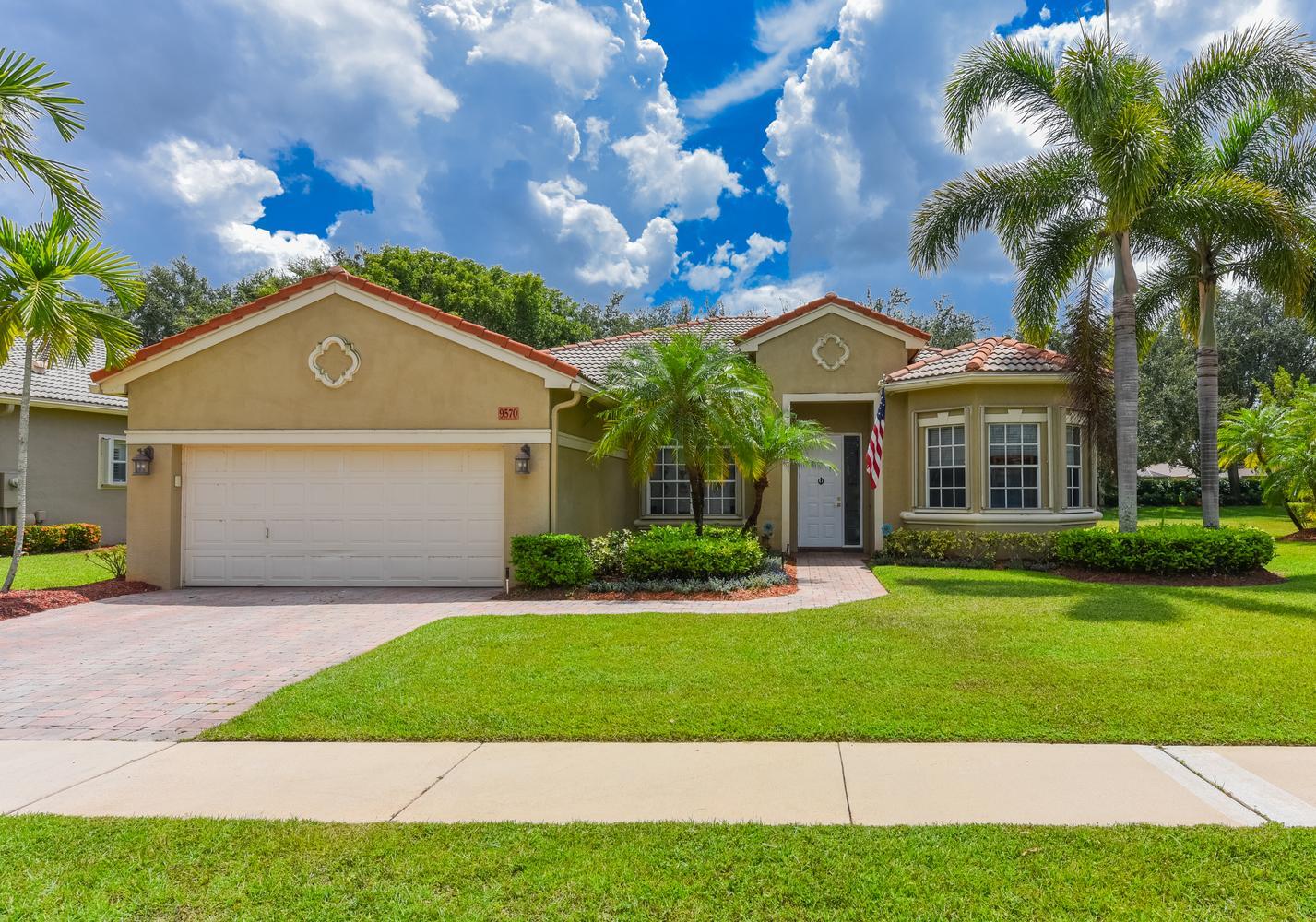 9570 Lantern Bay Circle, West Palm Beach FL 33411