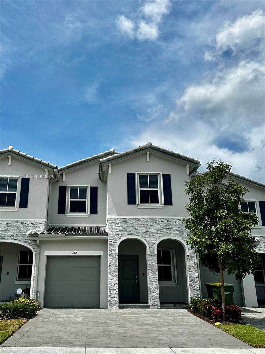 2685 SE 13th Ct, Homestead FL 33035