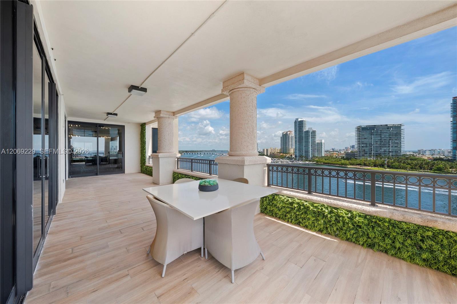 6893 Fisher Island Dr 6893 Lphcenter # 6893 View 15