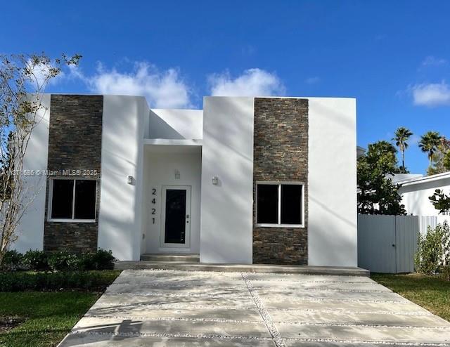 2421 NW 23rd Ln, Fort Lauderdale FL 33311