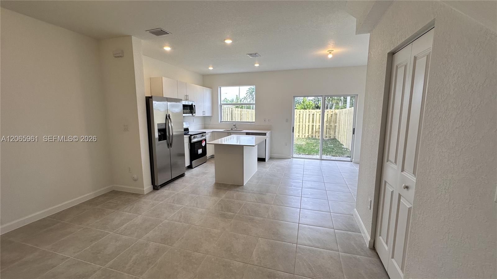29261 SW 162nd Ct # 29261 — Photo 2