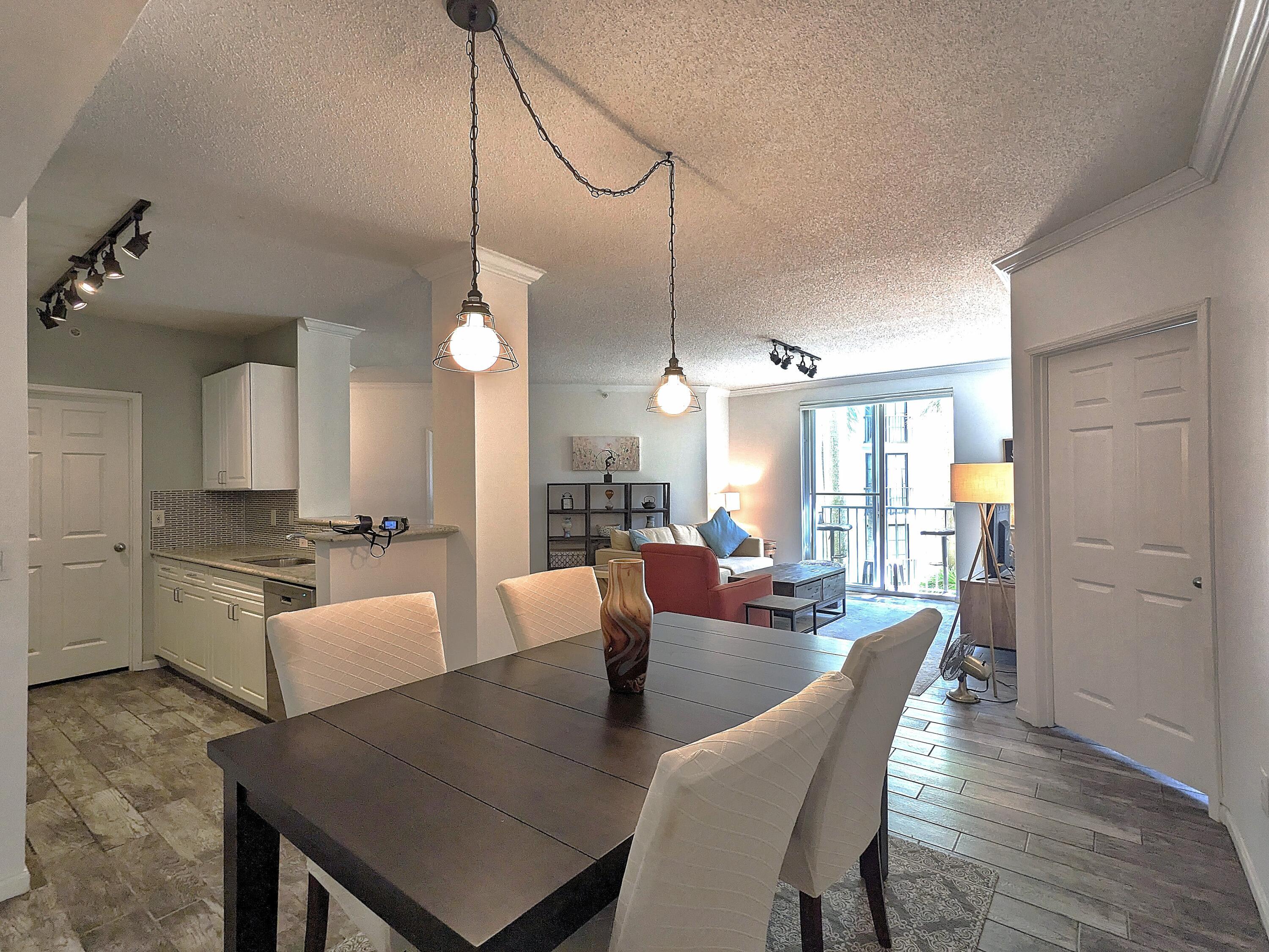 630 S SAPODILLA Avenue # 308 — Photo 3