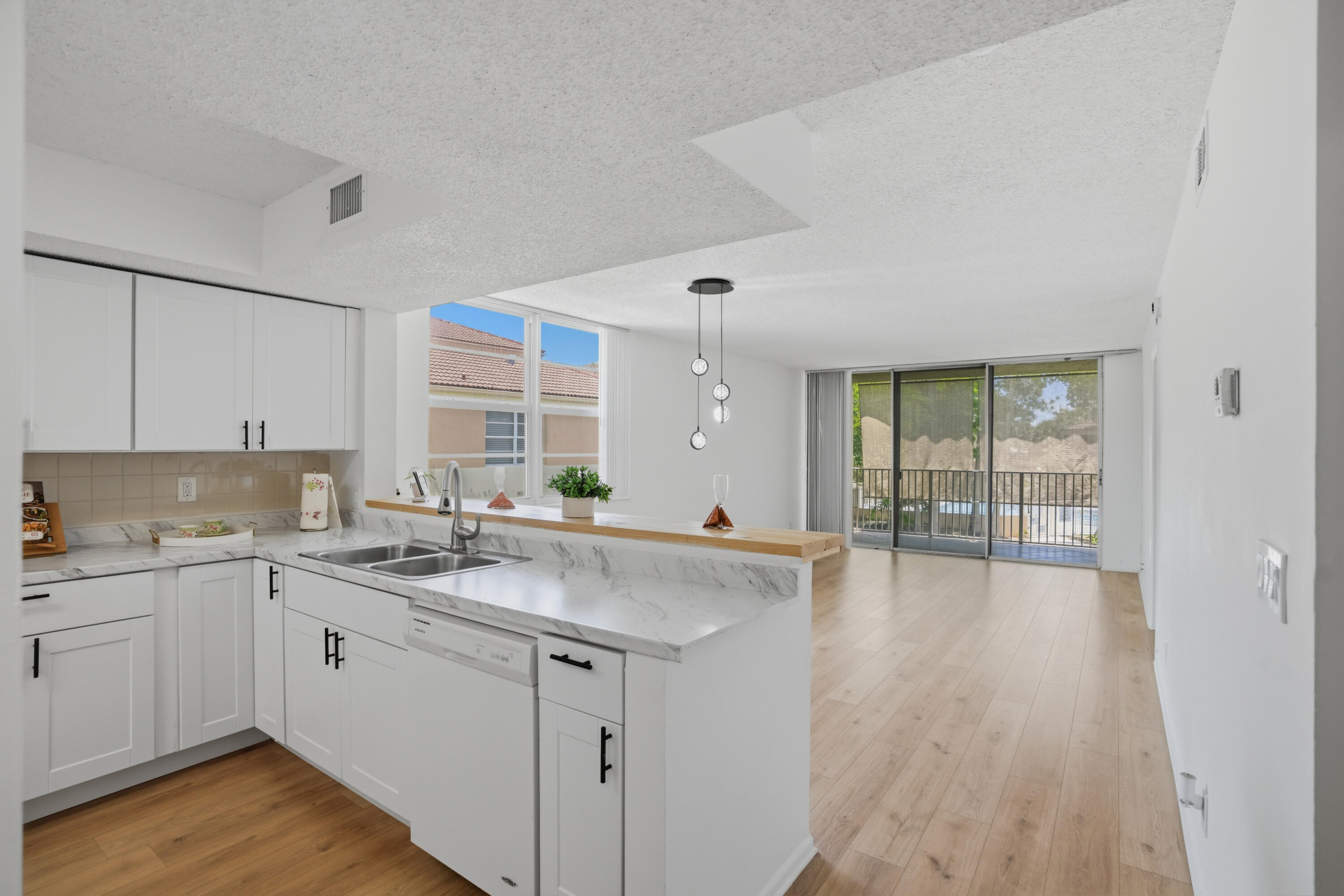 8296 NW 24th Street # 8296, Coral Springs FL 33065