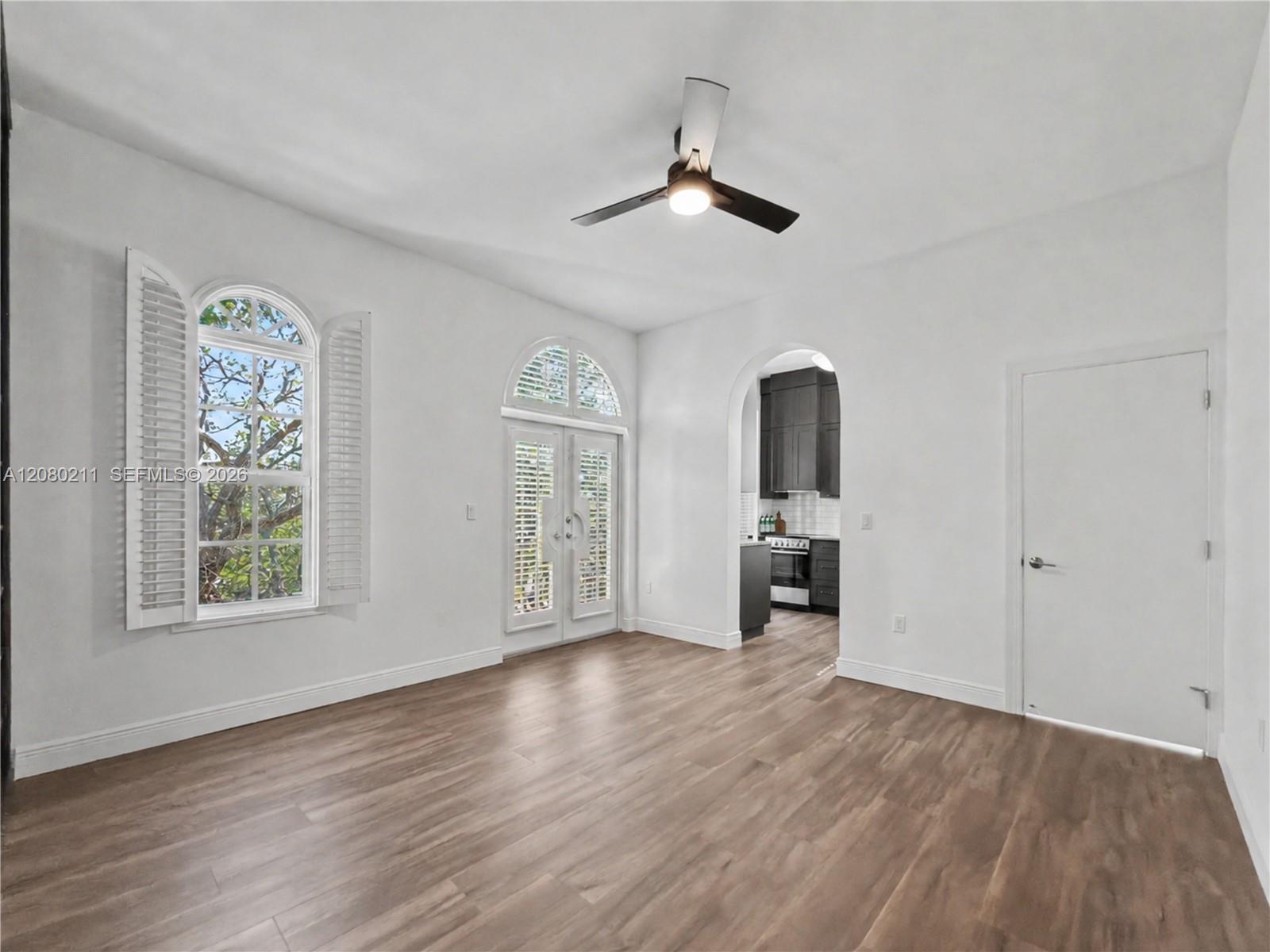 111 Edgewater Dr # 3B — Photo 4