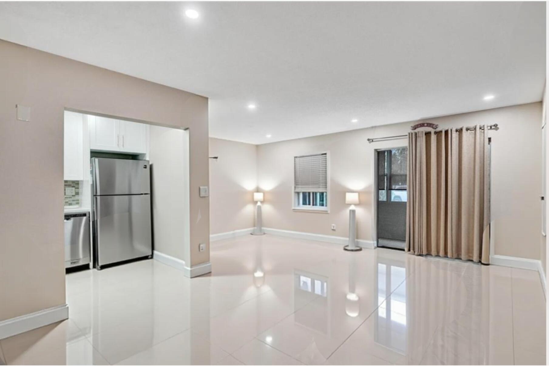 4980 E Sabal Palm Boulevard E # 124 — Photo 4