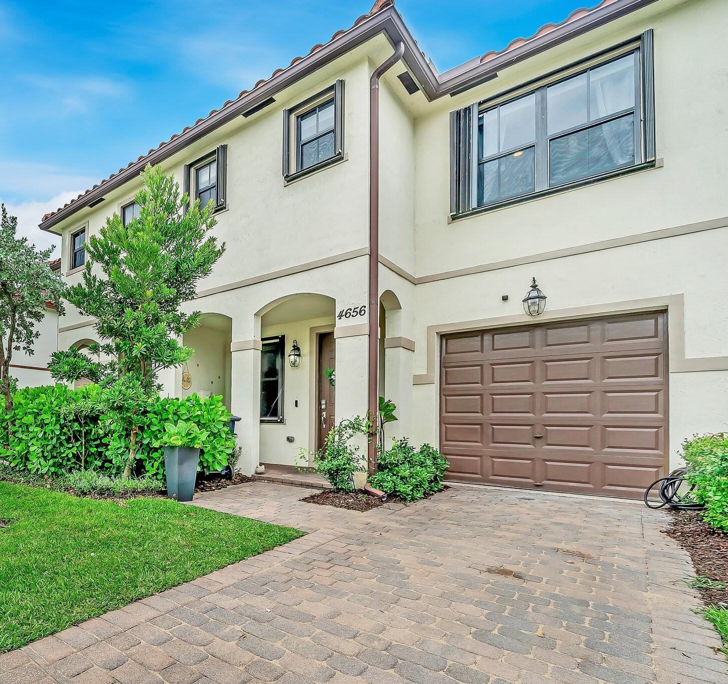 4656 Silver Saw Lane, Lake Worth FL 33463
