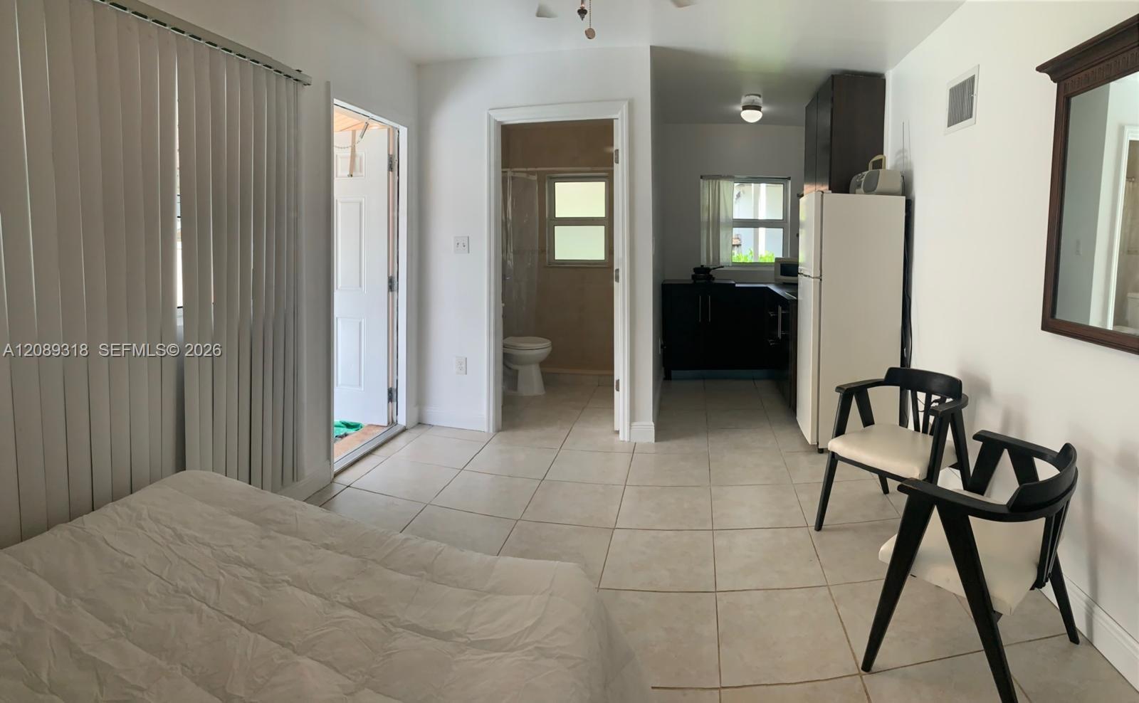 3235 NW 3rd St # 3235 — Photo 2