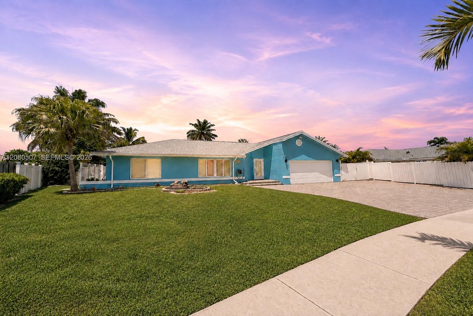 2811 SW 82nd Way — Photo 3