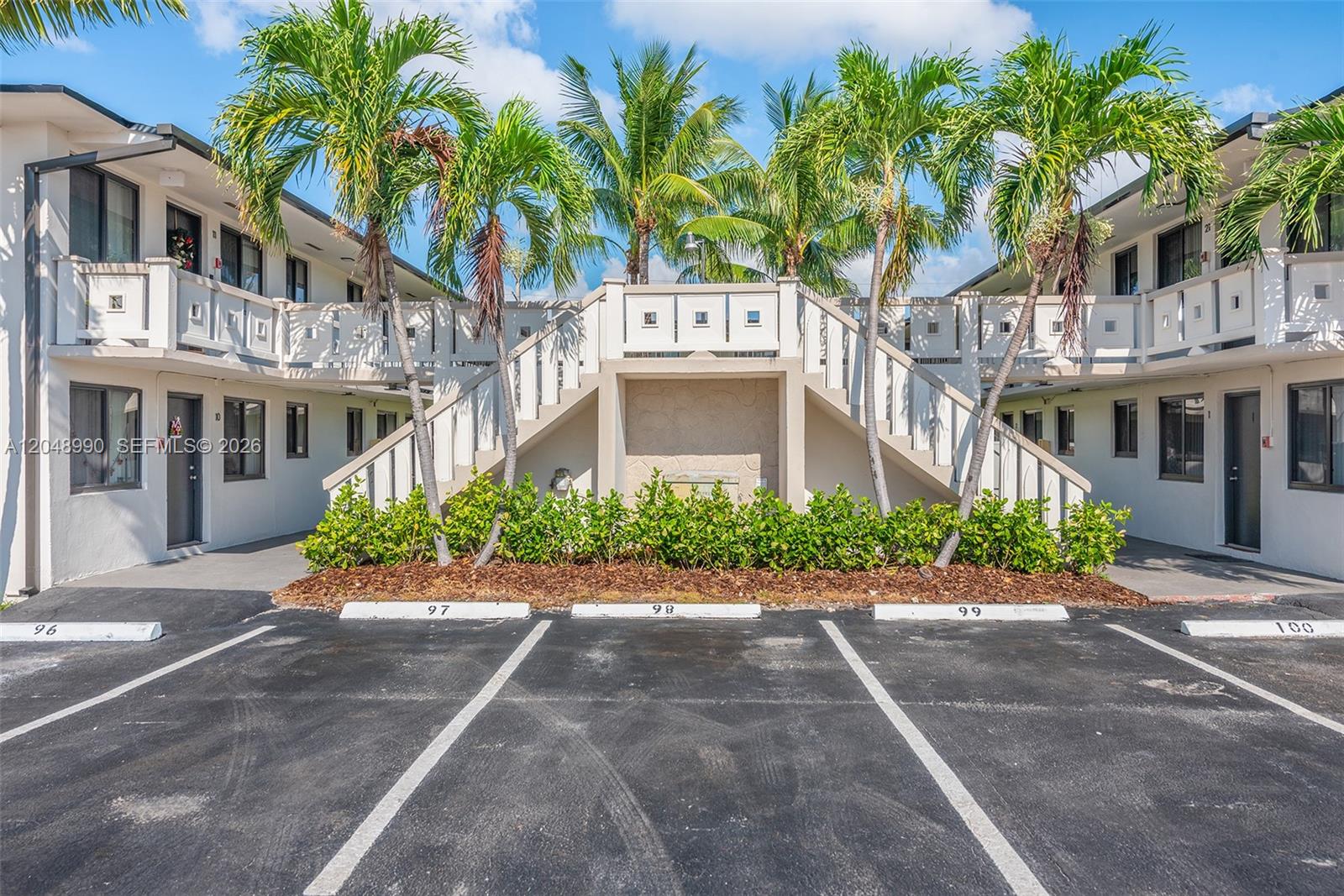 1345 W 28th St # 4, Hialeah FL 33010