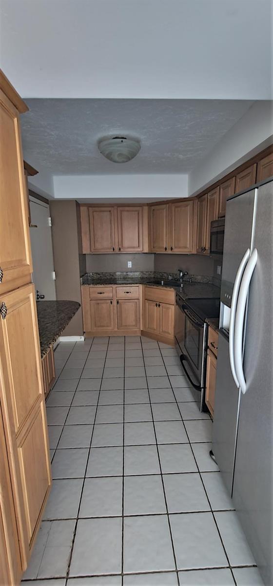 2425 Presidential Way # 402, West Palm Beach FL 33401