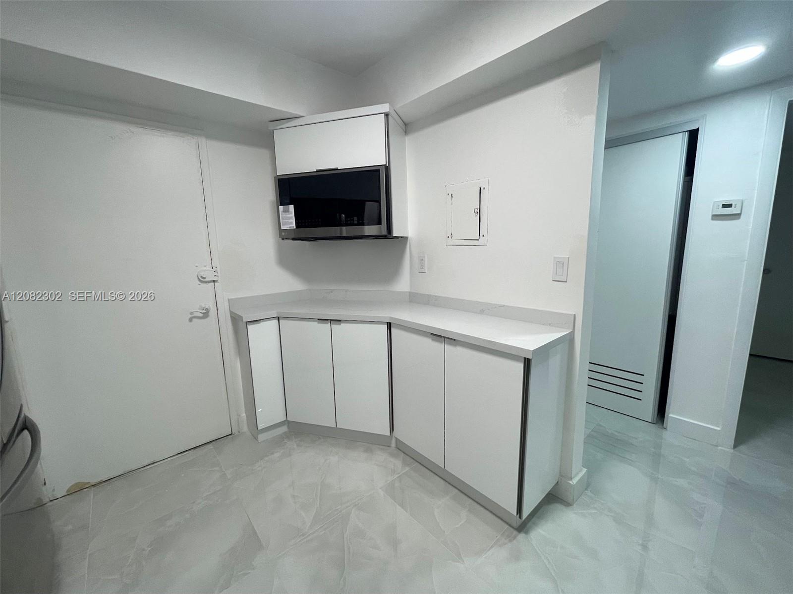 1351 NE Miami Gardens Dr # 1202E — Photo 3