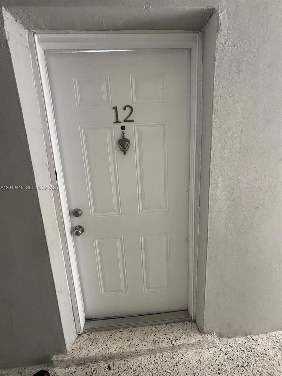 1047 SW 7th St # 12, Miami FL 33130