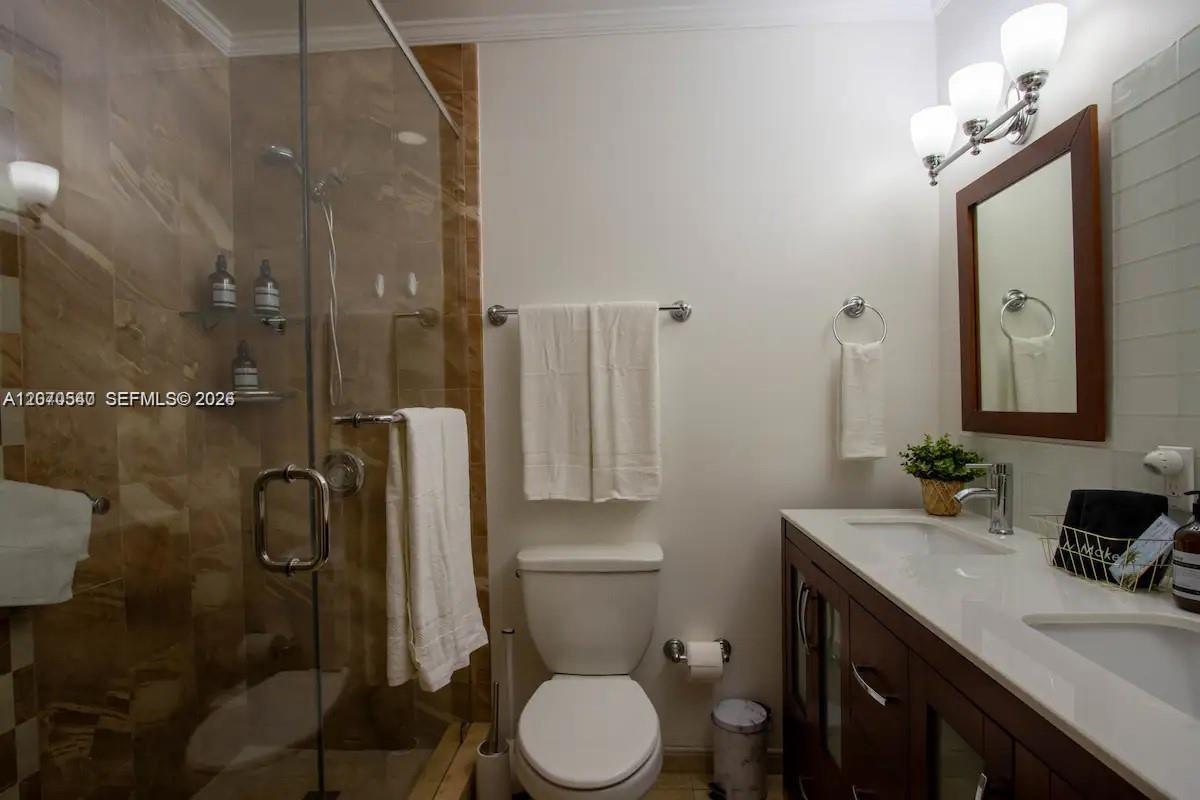 5911 SW 5th Ter # A — Photo 4