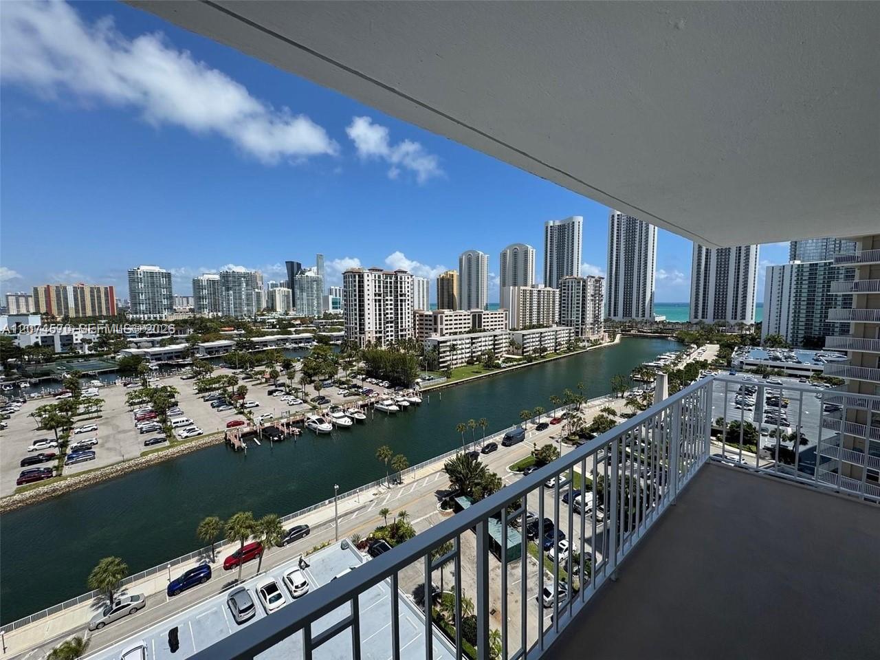 500 Bayview Dr # 1231 — Photo 4
