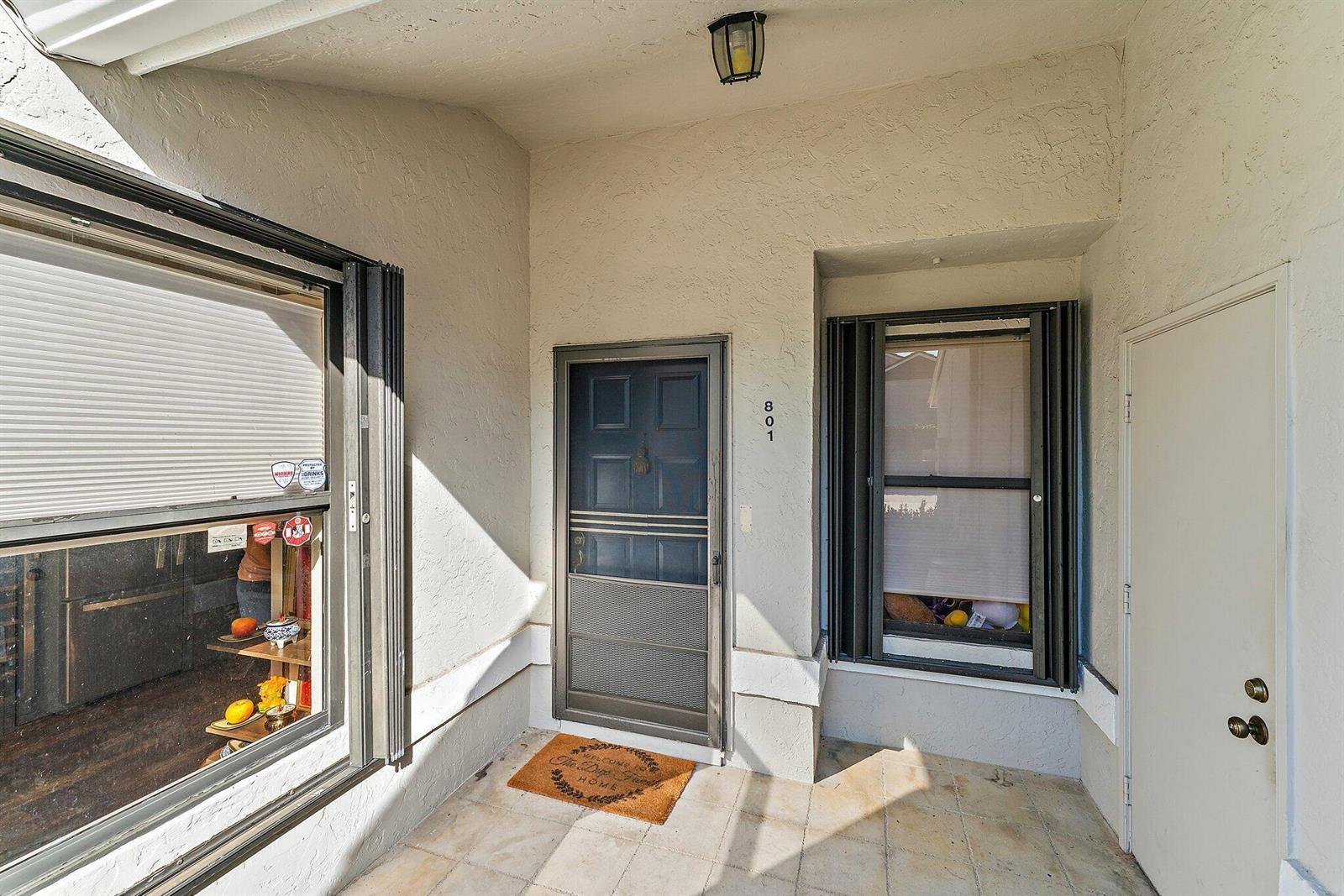 005-801KintyreTerr-PalmBeachGardens-SMAL