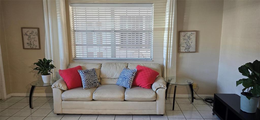 1825 CLEVELAND Street # 2, Hollywood FL 33020
