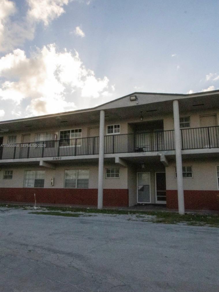 20490 NW 7th Ave # 15, Miami Gardens FL 33169