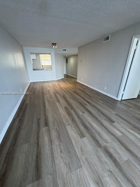 116 Lake Emerald Dr # 202 — Photo 3