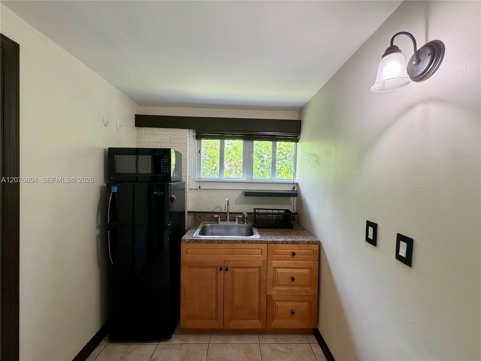 1309 S 23rd Ave — Photo 4